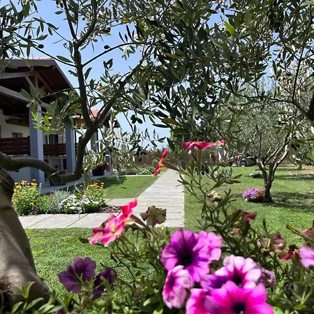Aparthotel La Pace - Pool & Relax 4*