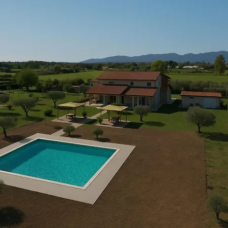 La Pace - Pool & Relax Aparthotel